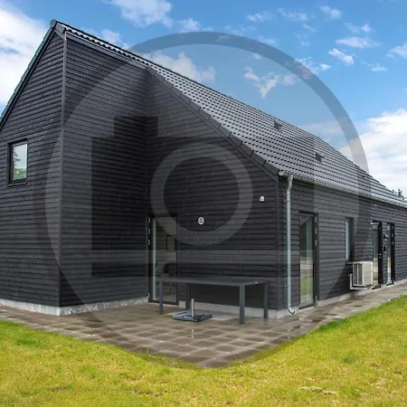 Amazing In Semesterbostad *