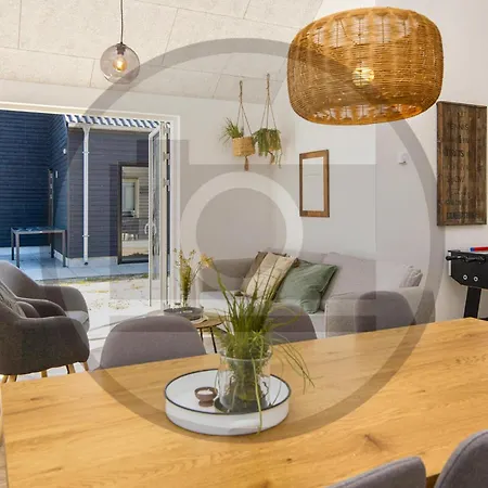 Amazing In Semesterbostad *