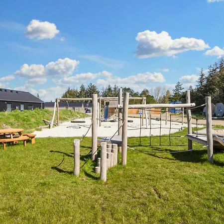 Amazing In Semesterbostad